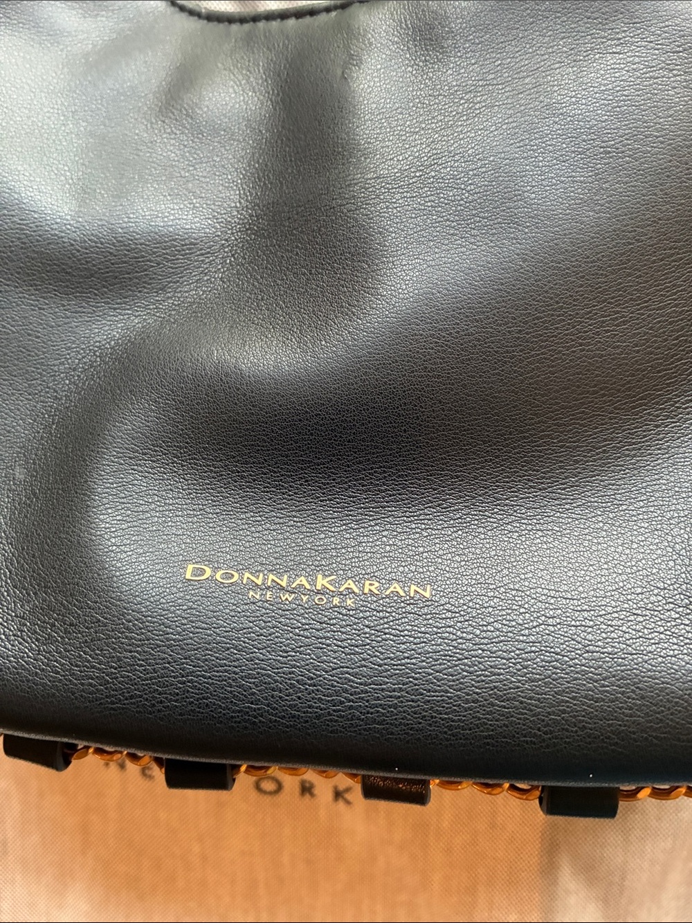 Donna Karan Black Leather Shoulder Bag with Gold Chain Trim - Picture 3 of 8